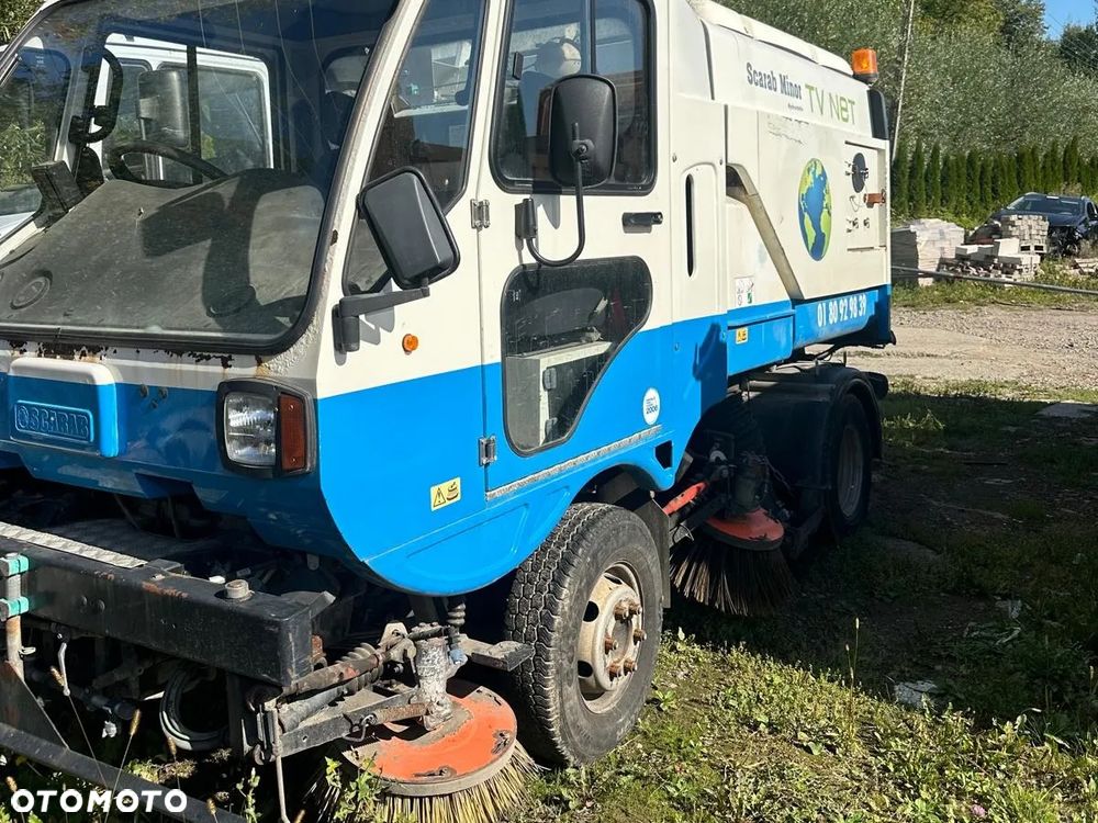Inny Zamiatarka uliczna Myjka Odkurzacz Pojazd Komunalny 4x2 Scarab Sweepers