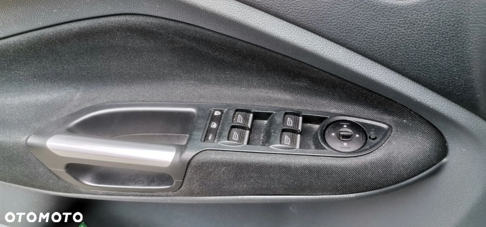 Ford C-MAX 1.6 TDCi Edition - 9