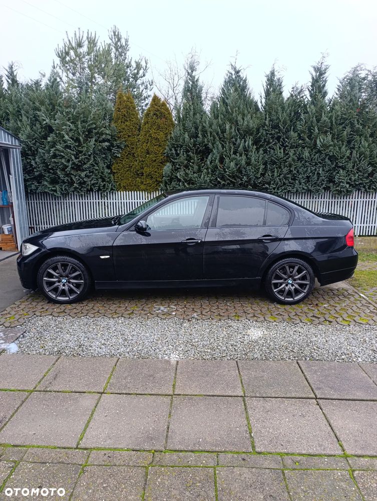 BMW Seria 3 320d - 4