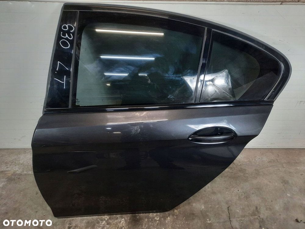 DRZWI LEWY TYŁ TYLNE LEWE BMW 5 G30 G31