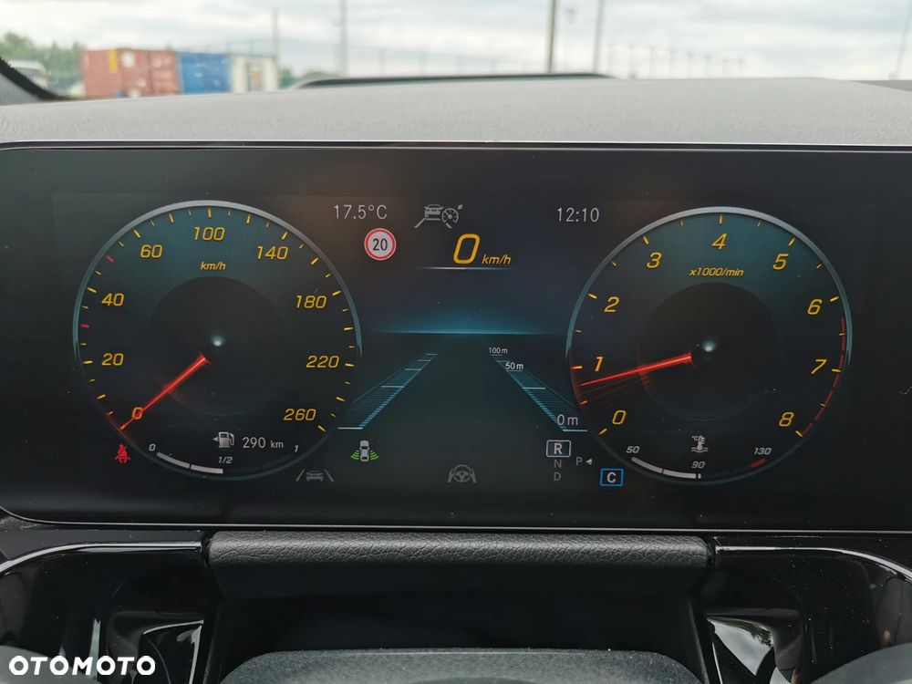 Mercedes-Benz GLA 250 4-Matic AMG Line - 37