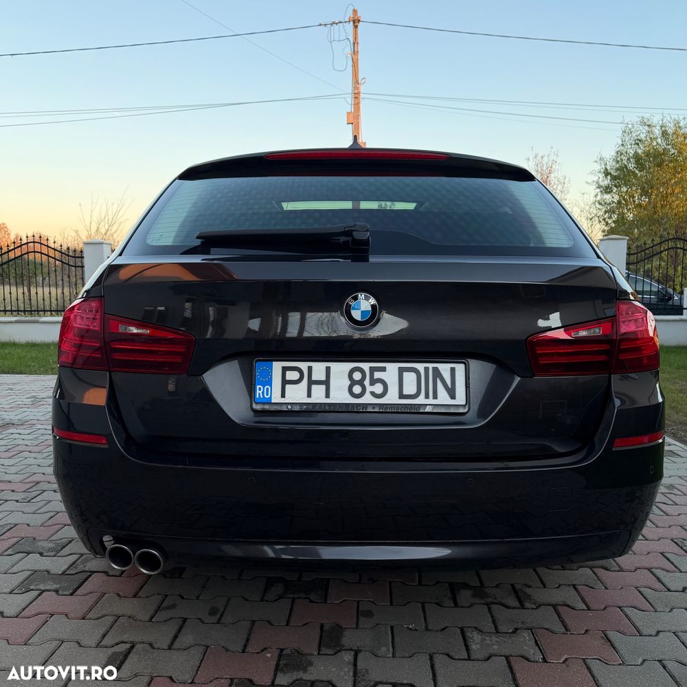 BMW Seria 5 520d Touring Aut. - 9