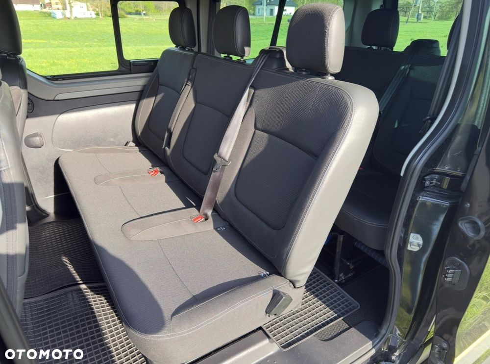 Renault Trafic - 13