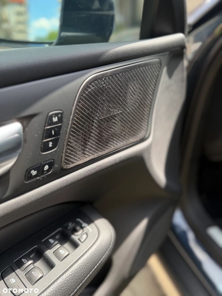 Volvo V60 B4 D Momentum Pro - 11