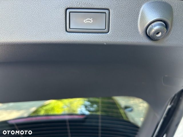 Volkswagen Arteon 2.0 TDI R-Line DSG - 27