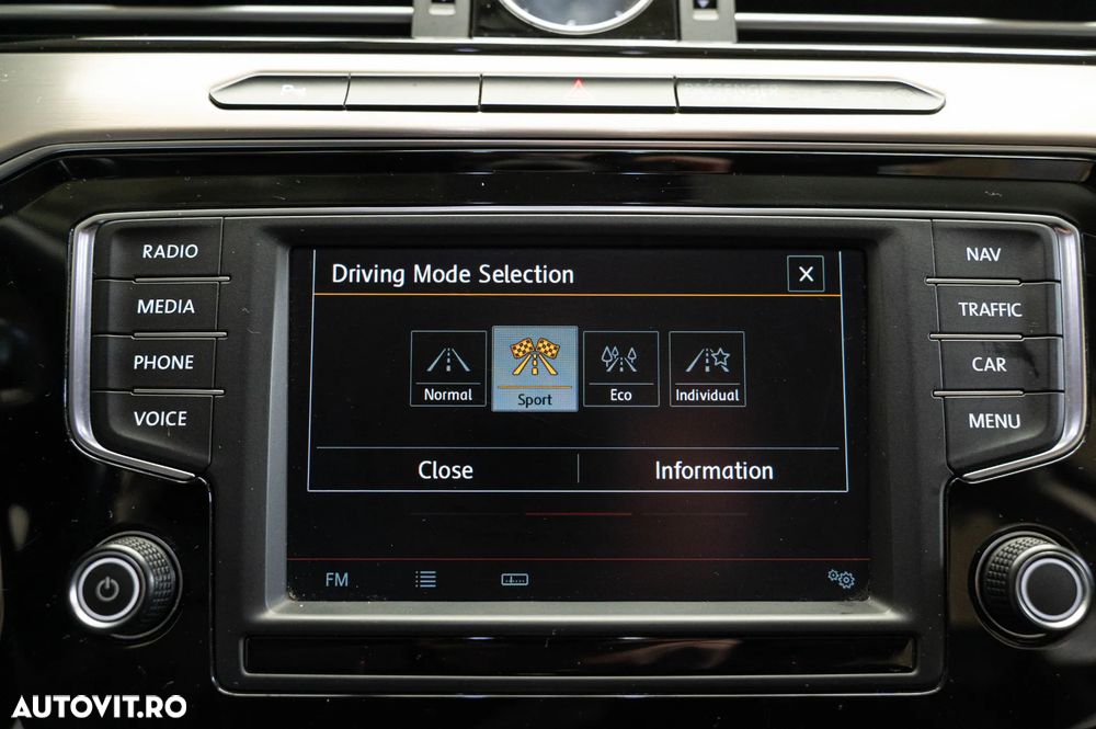 Volkswagen Passat 2.0 TDI SCR DSG (BlueM Tech) Comfortline - 26