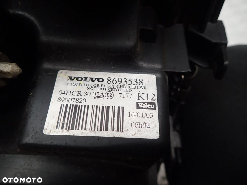 LAMPA PRAWY PRZÓD VOLVO S80 8693538 - 4