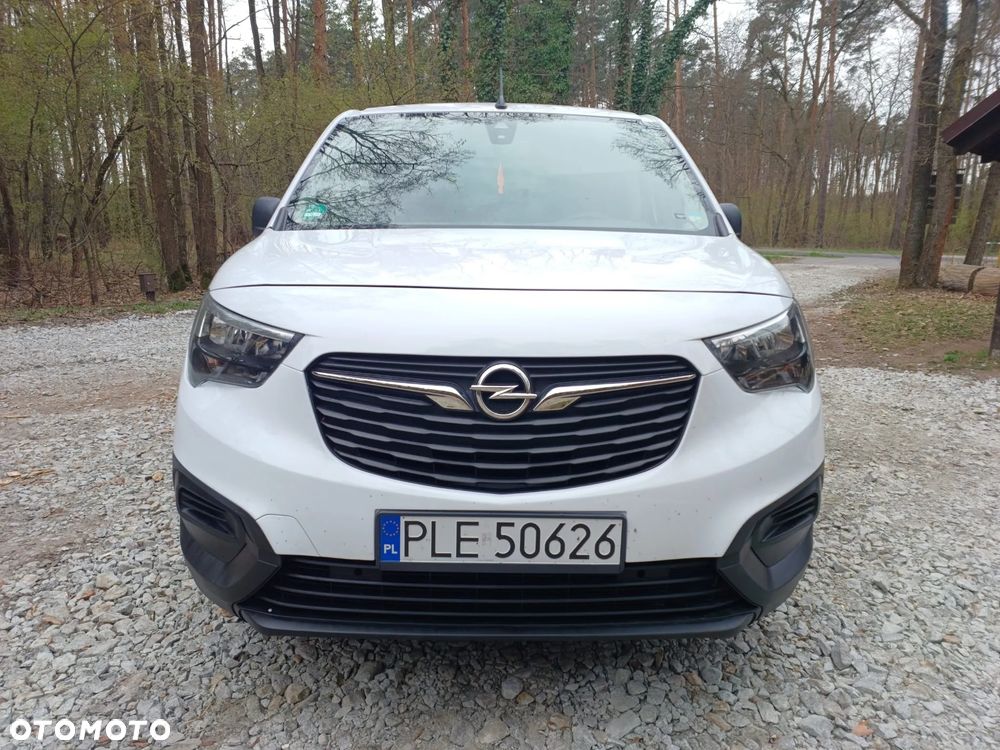 Opel Combo 1.5 CDTI Essentia S&S - 3