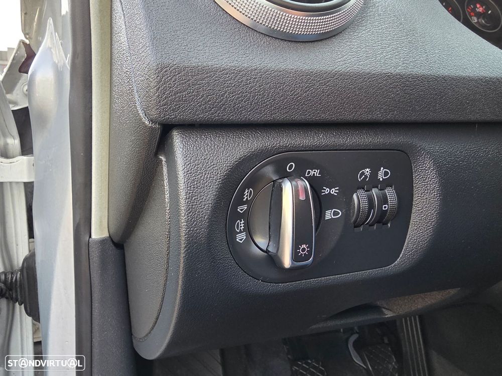 Audi A3 Sportback 1.6 TDI Attraction - 10