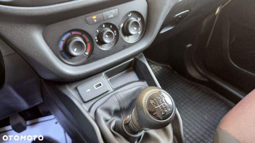 Fiat Doblo - 23