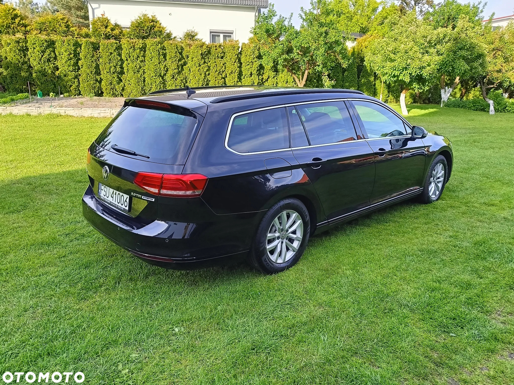 Volkswagen Passat Variant 2.0 TDI DSG (BlueMotion Technology) Highline - 17