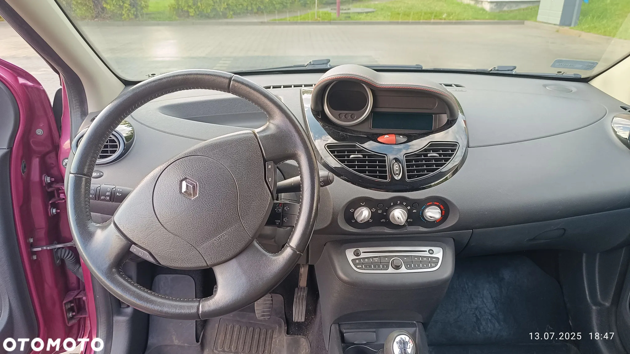 Renault Twingo 1.2 16V Eco Access - 11
