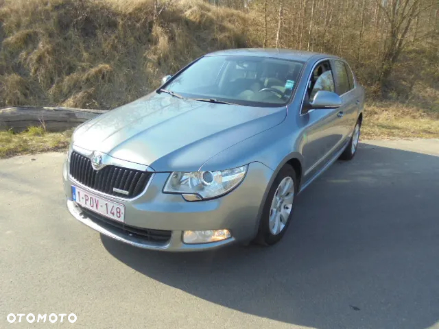 Skoda Superb 1.6 TDI Active Greenline - 10