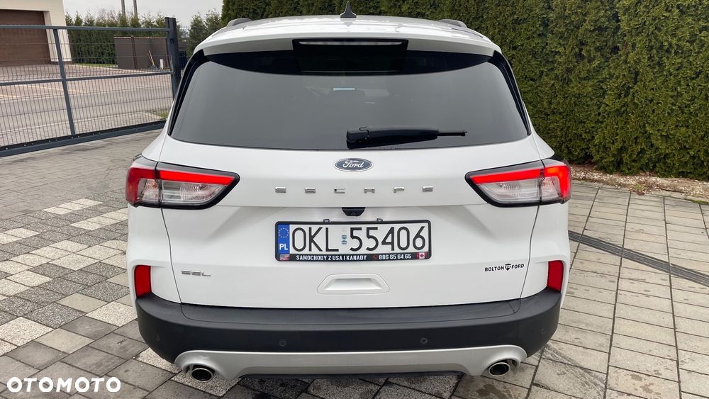 Ford Kuga - 11
