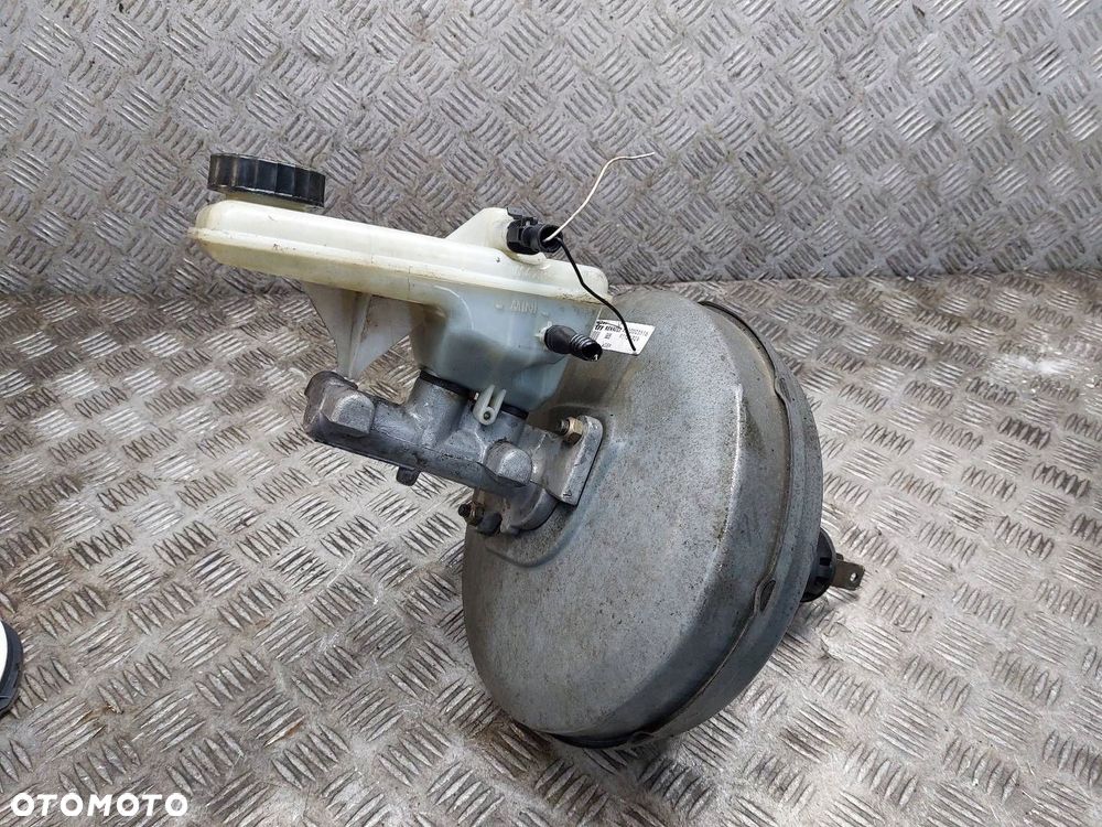 SERWO + POMPA HAMULCOWA RENAULT TRAFIC II 8200003516 91165929 - 2