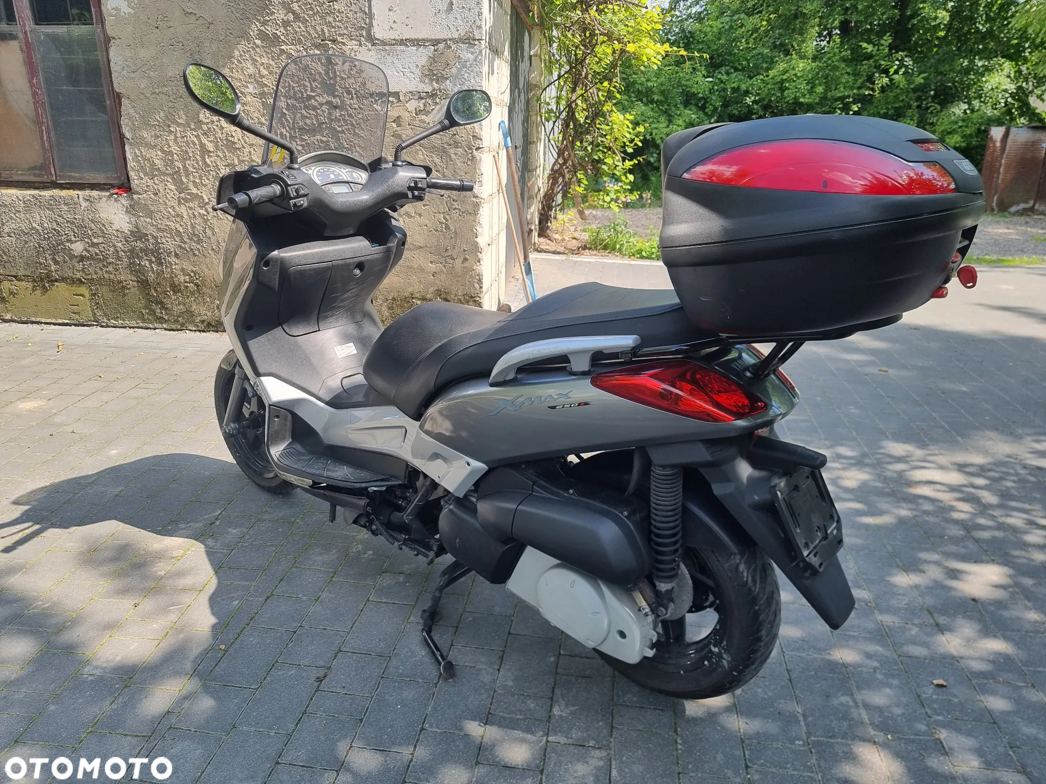 Yamaha X-max - 5