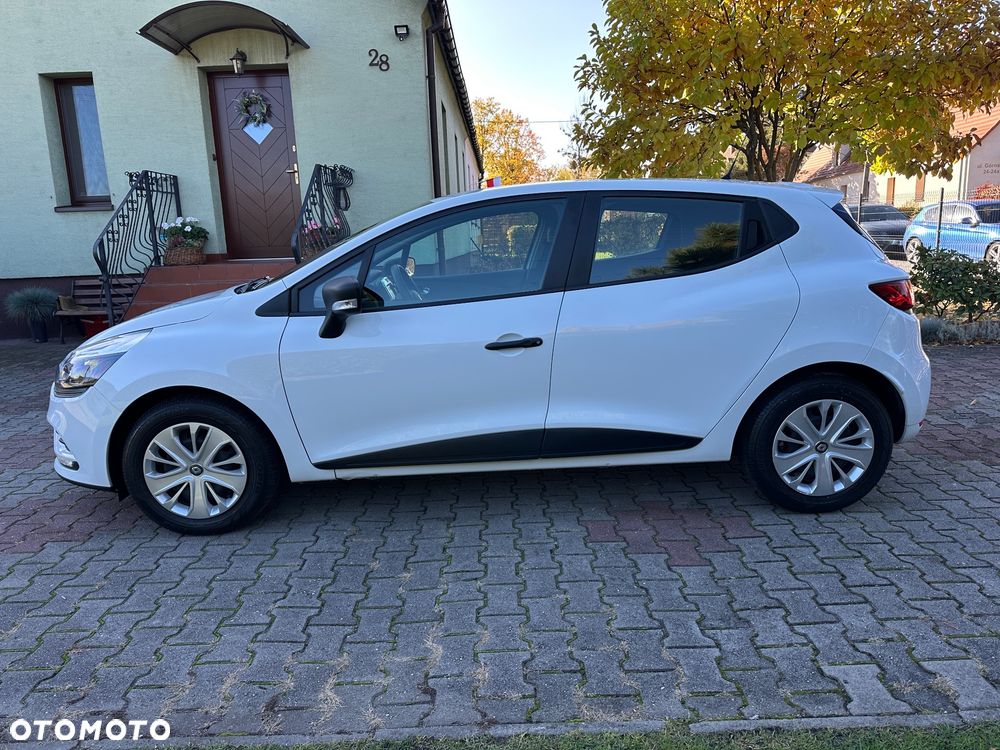Renault Clio 1.2 16V 75 Limited - 3