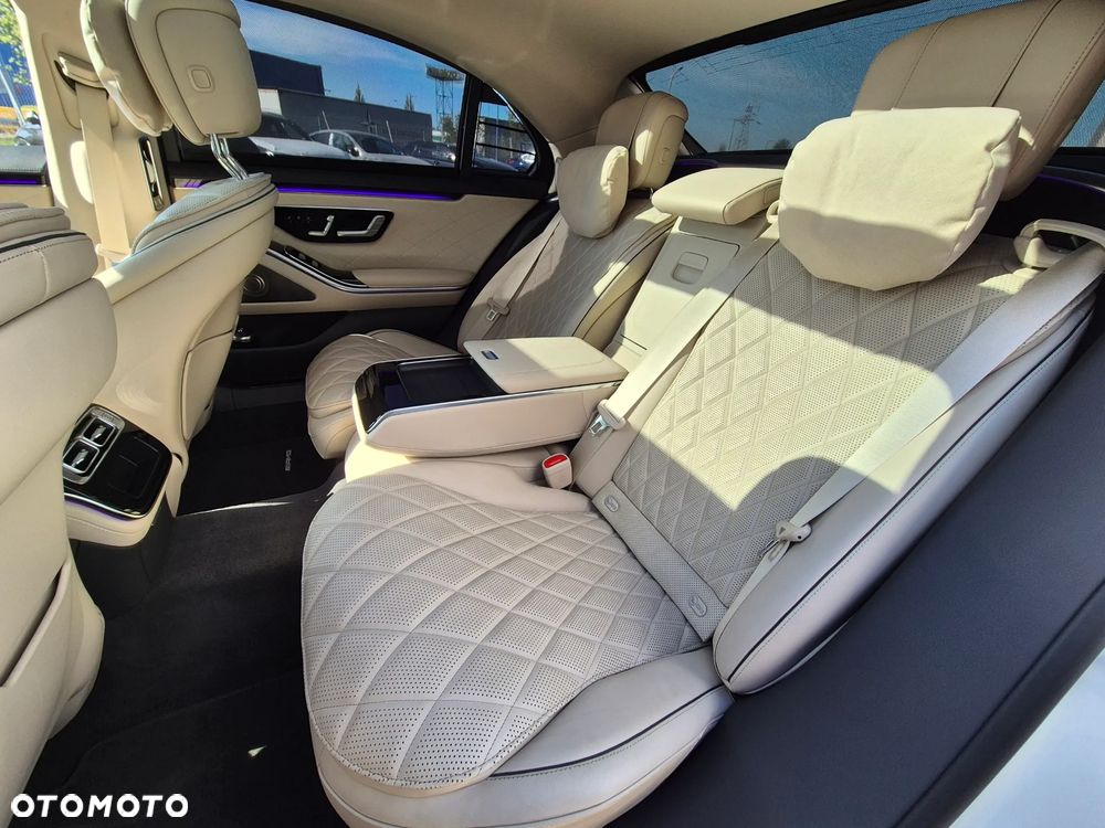 Mercedes-Benz Klasa S 580 4Matic L 9G-TRONIC - 22