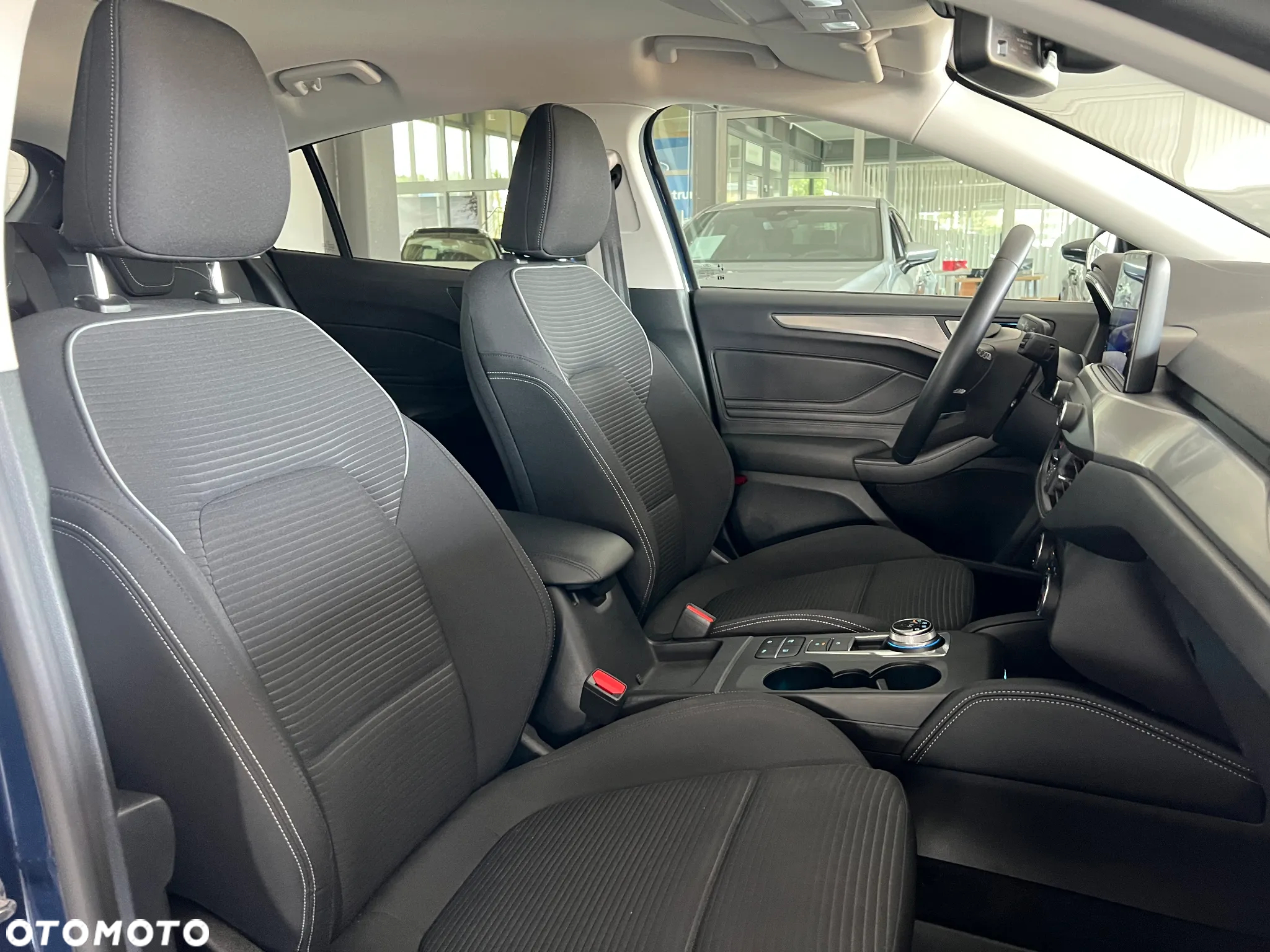 Ford Focus 1.0 EcoBoost Titanium Business - 38