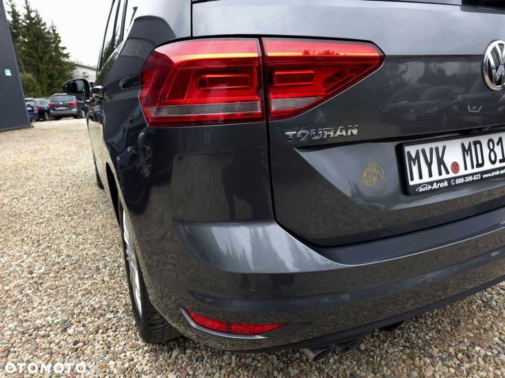 Volkswagen Touran 2.0 TDI BMT Highline - 29