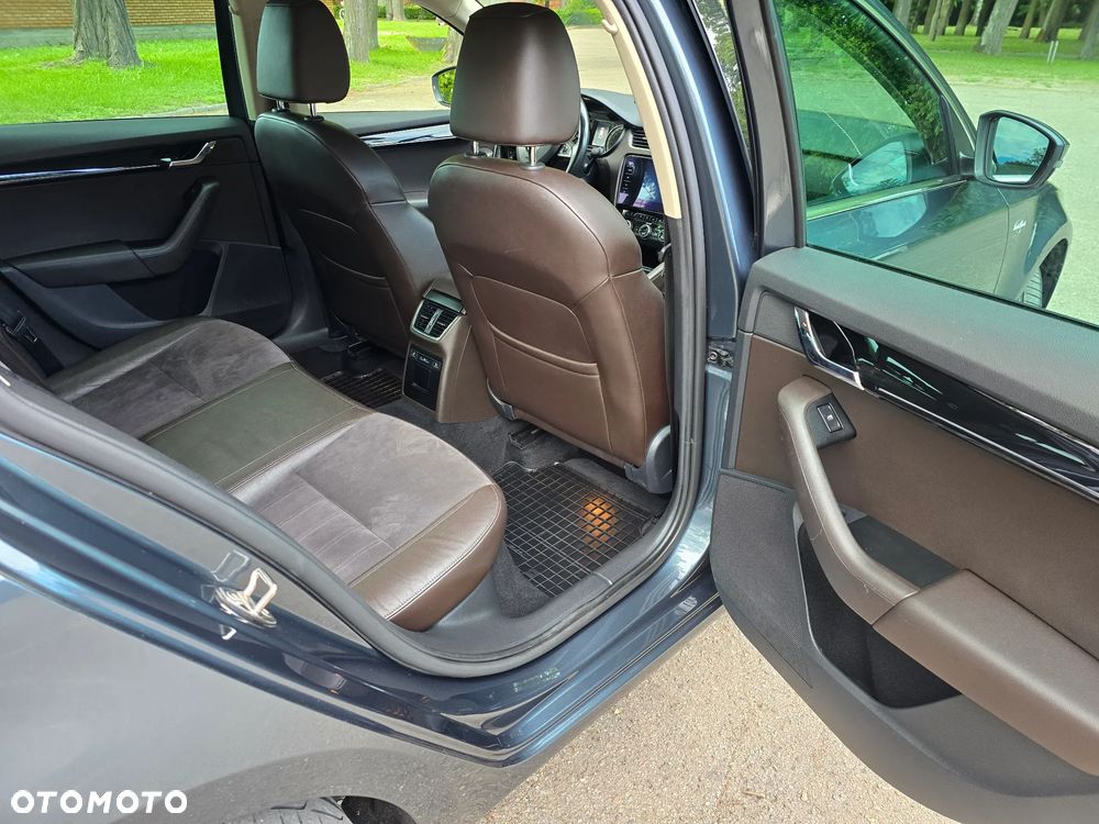 Skoda Octavia 2.0 TDI 4x4 DSG L&K - 20