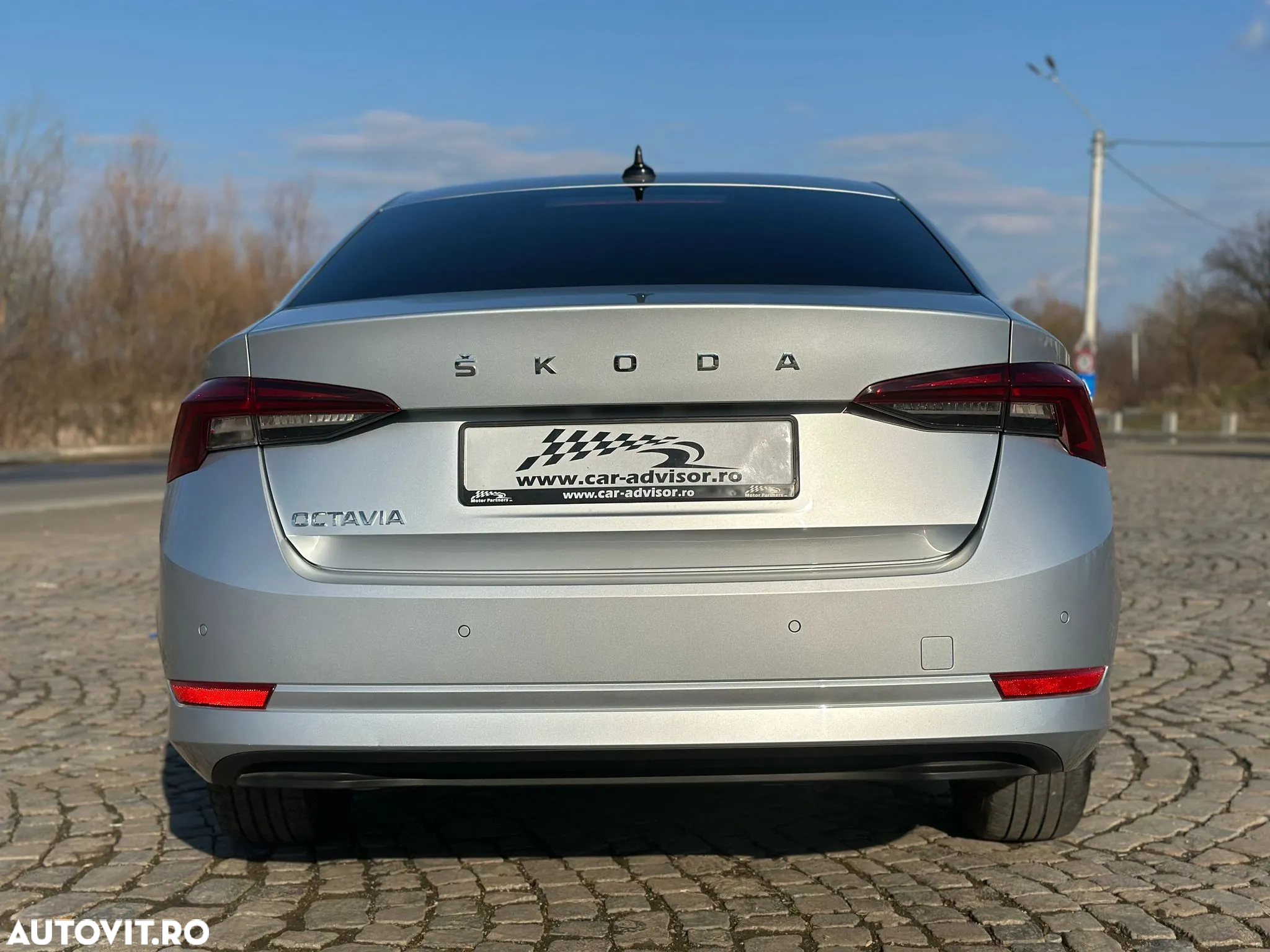 Skoda Octavia 2.0 TDI Style - 6