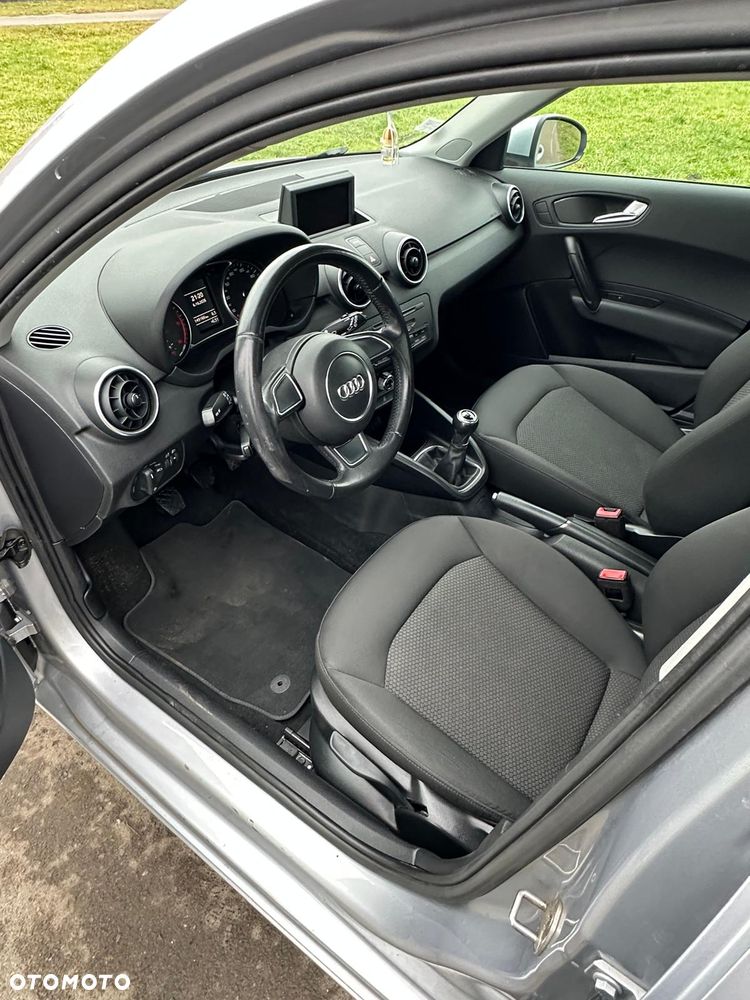 Audi A1 Sportback 1.6 TDI Ambition - 9