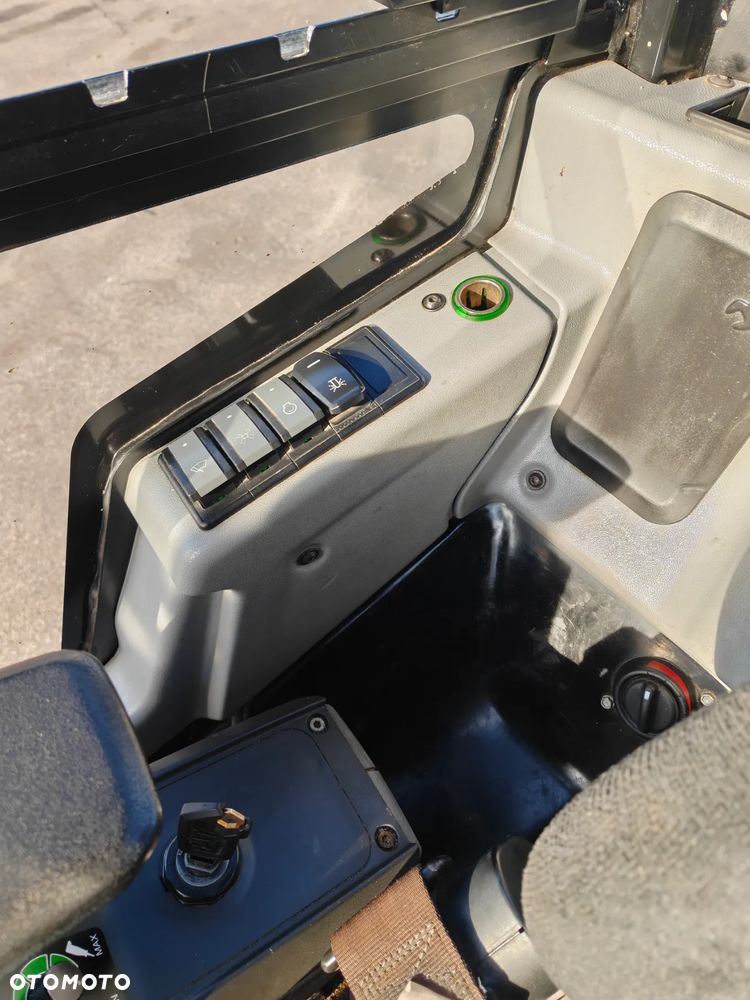 Caterpillar 301.7D - 15