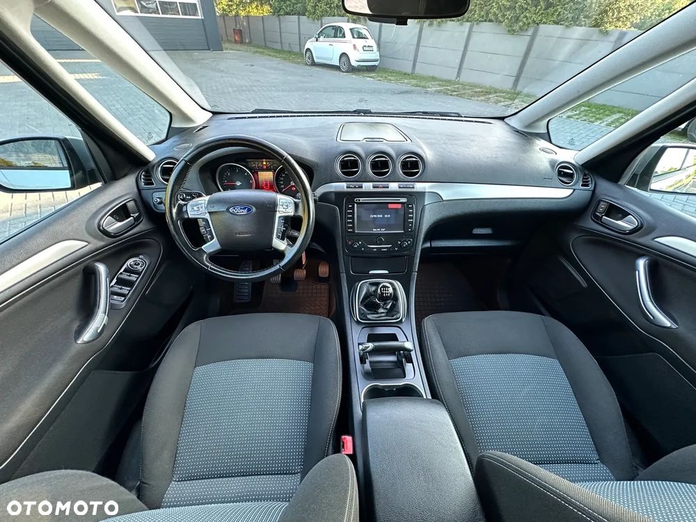 Ford Galaxy 2.0 TDCi Ambiente - 19
