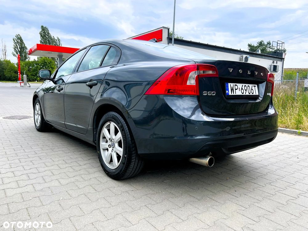 Volvo S60 DRIVe - 4