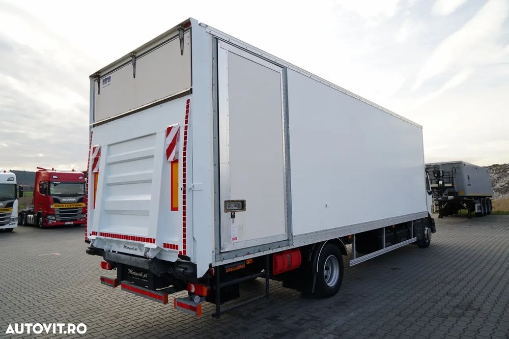 Renault D 210 / 4x2 / CONTAINER / 8,6 M / PODEA RESISTENTĂ / ELEVATOR DHOLLANDIA - 6