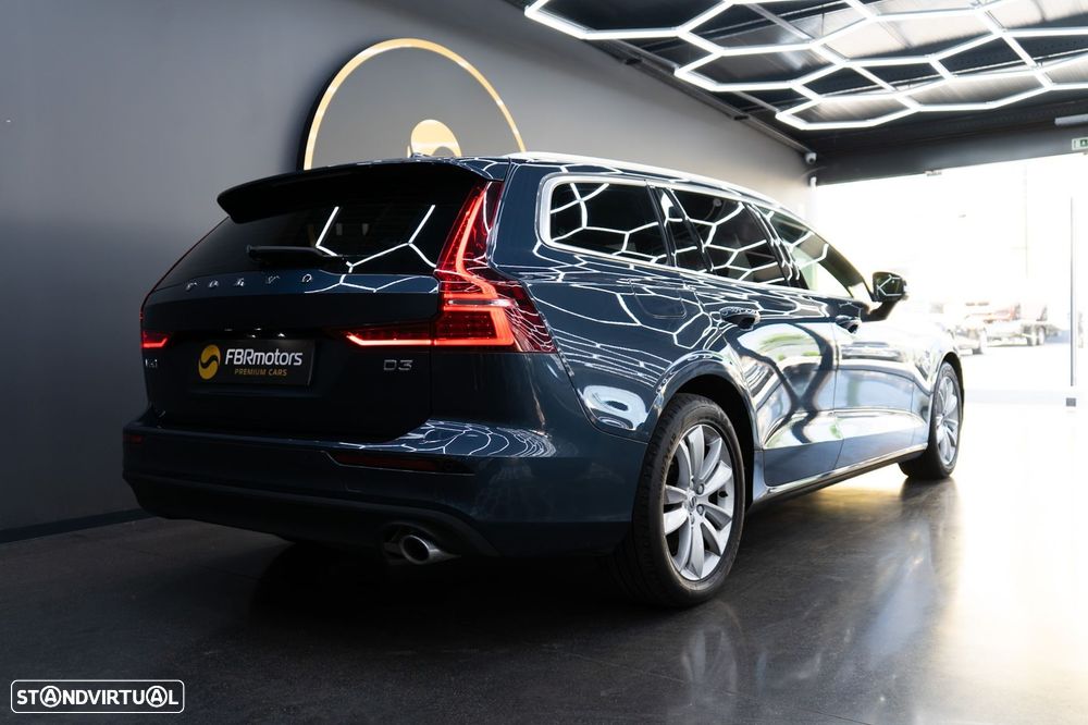 Volvo V60 2.0 D3 Momentum - 10
