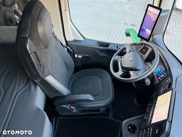 Ford F-MAX 510 KM Gen 2 Kamery Poduszki LED - 13