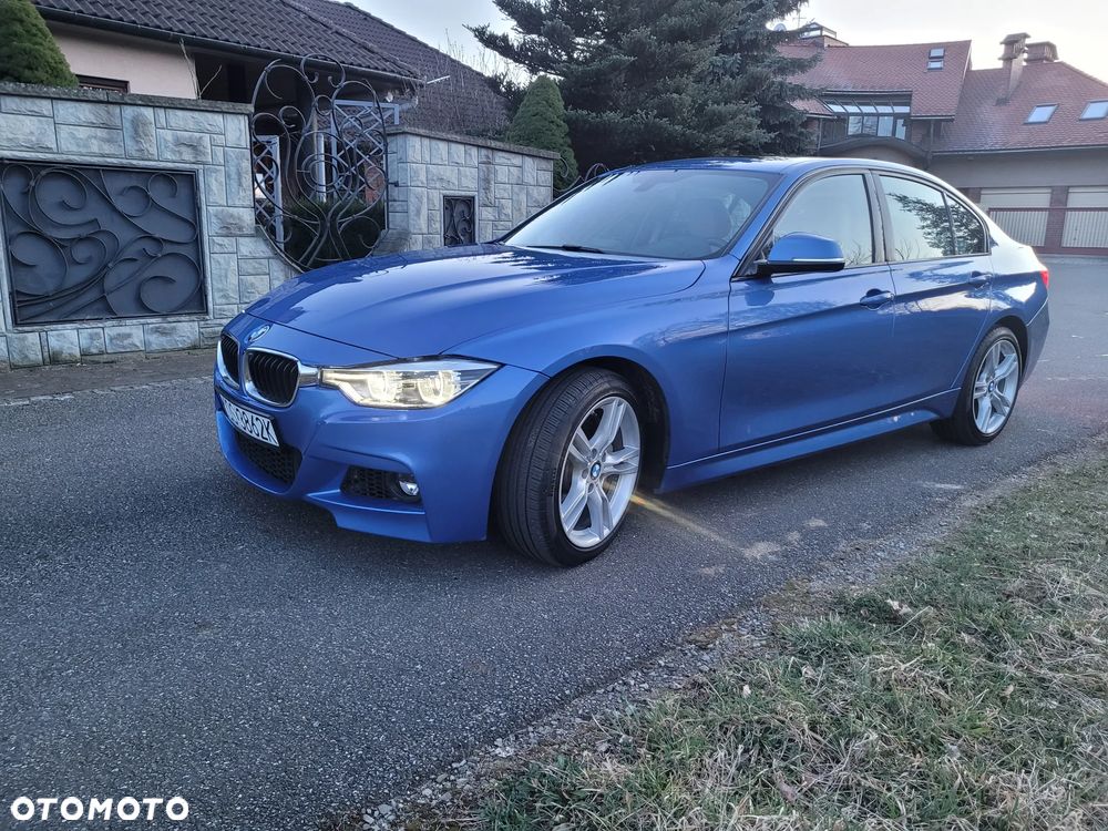 BMW Seria 3 340i xDrive M Sport Shadow - 11