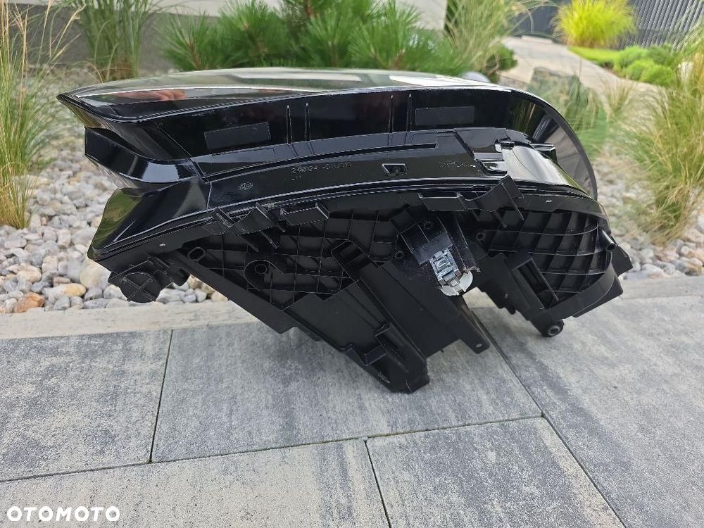 BMW X1 U11 Lampa lewa przód Full Led Basic Led 5A9A221-02 - 8