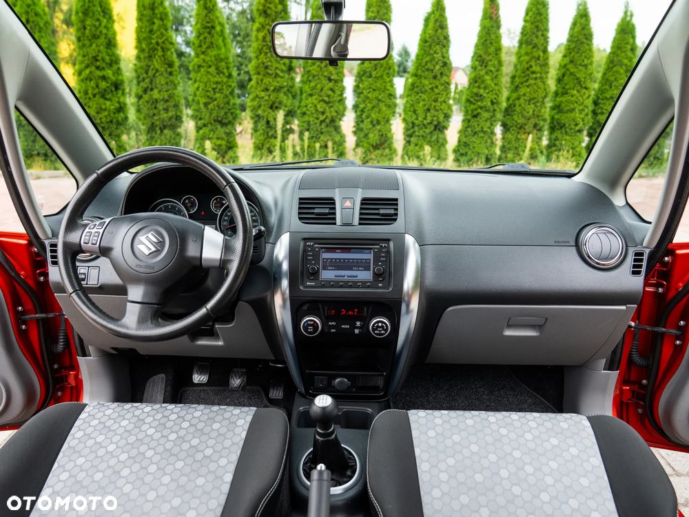 Suzuki SX4 1.6 VVT 4x4 Style - 26