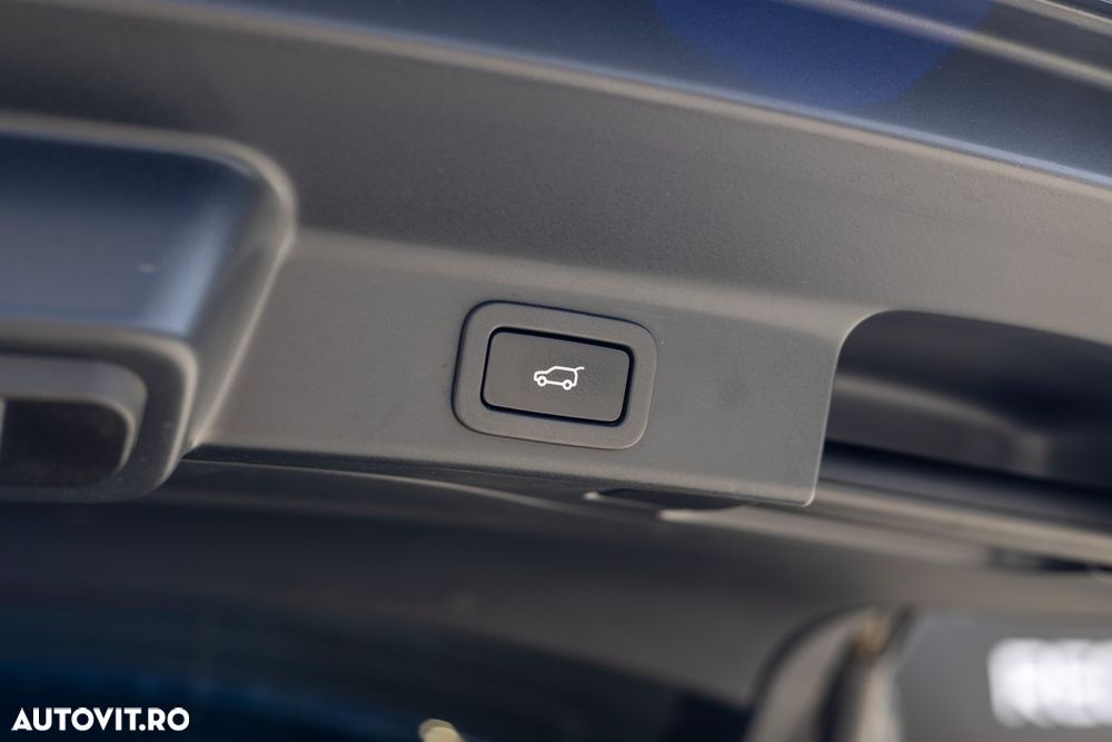 Jaguar F-Pace D200 AWD SE - 17