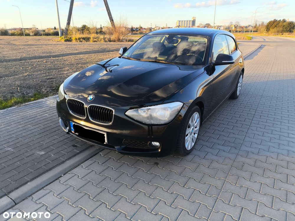 BMW Seria 1 114i - 3