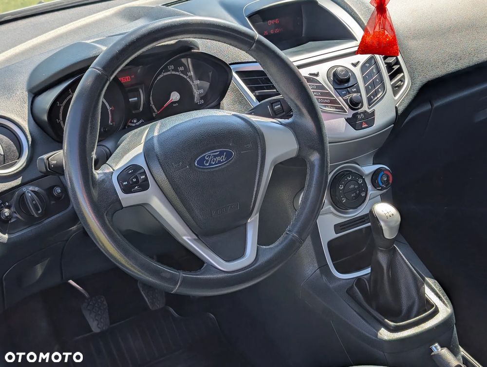 Ford Fiesta 1.25 Trend Edition - 29