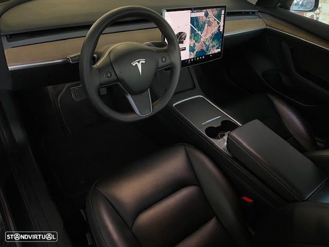 Tesla Model 3 Long Range Tração Traseira - 21