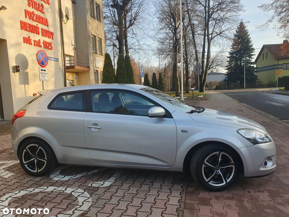 Kia ProCeed 1.6 CVVT Vision - 6
