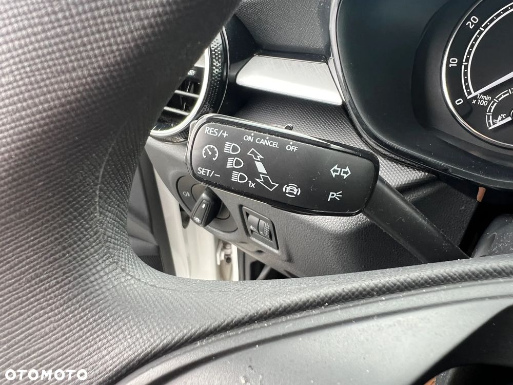 Skoda Fabia 1.0 Ambition - 19