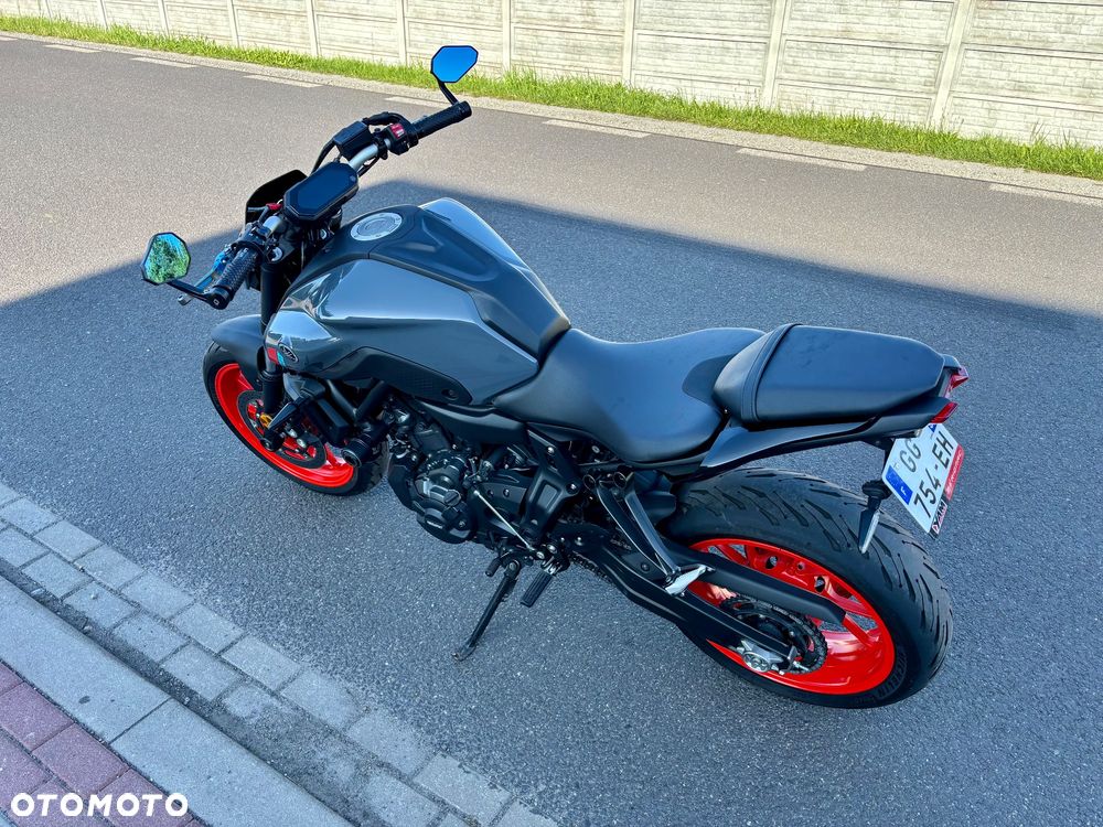 Yamaha MT - 6