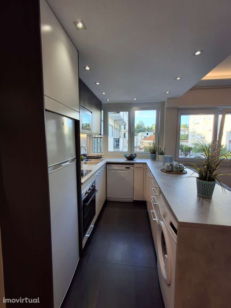 T2 a 9min pé da estação - Grande imagem: 5/22