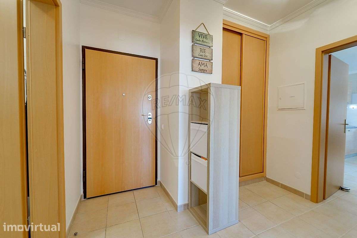 Apartamento T1 para venda - Grande imagem: 2/22