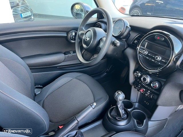 MINI 3 Portas One - 10