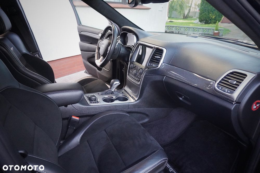 Jeep Grand Cherokee SRT Night - 7