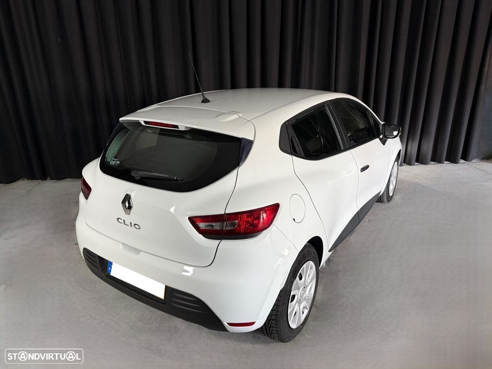 Renault clio 1.5 DCI Van - 11