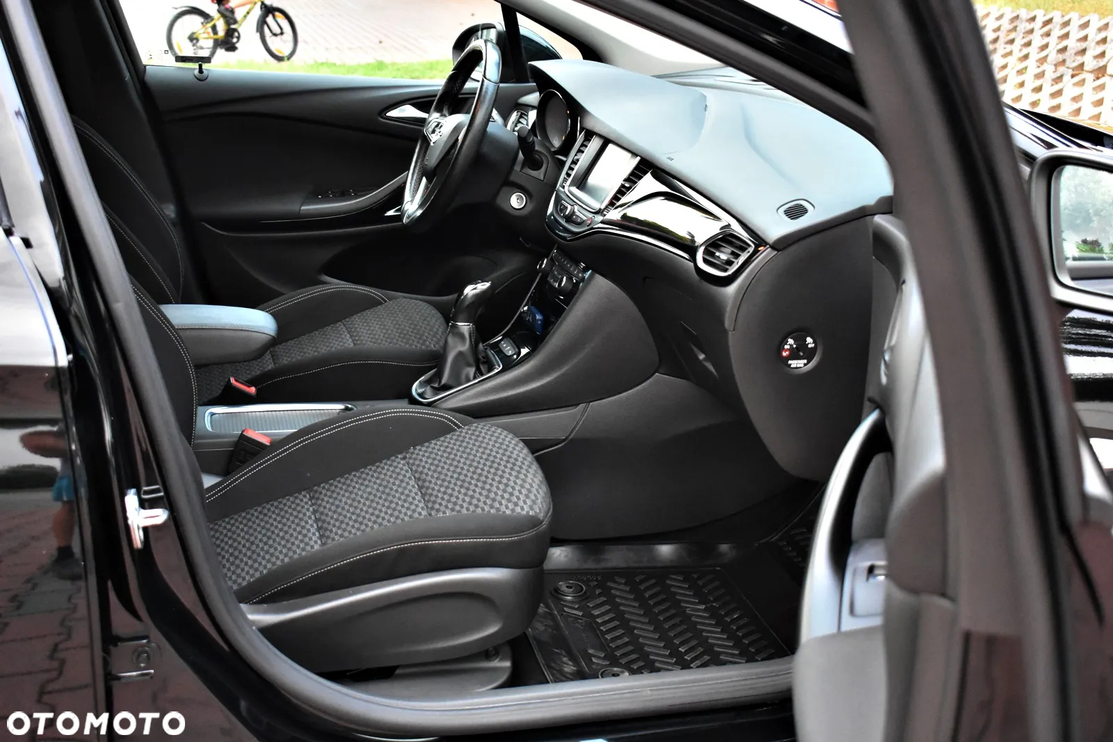 Opel Astra V 1.4 T Enjoy - 17