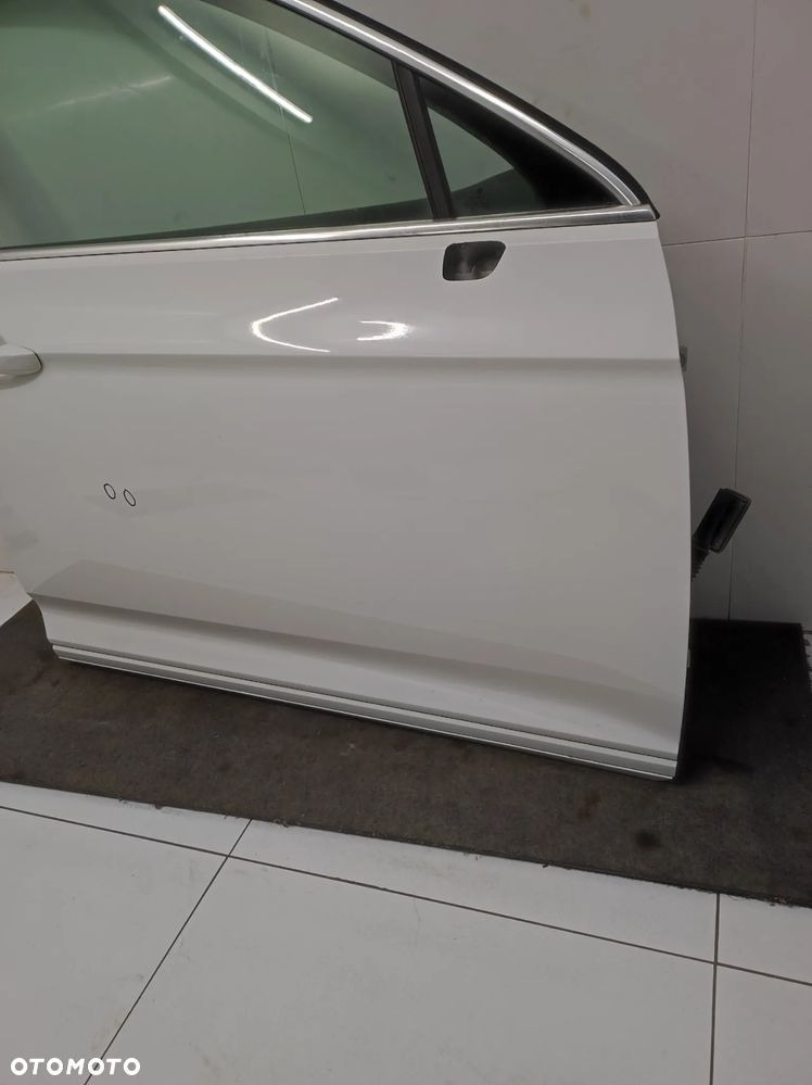 Drzwi prawe przód Volkswagen PASSAT B8 - 5